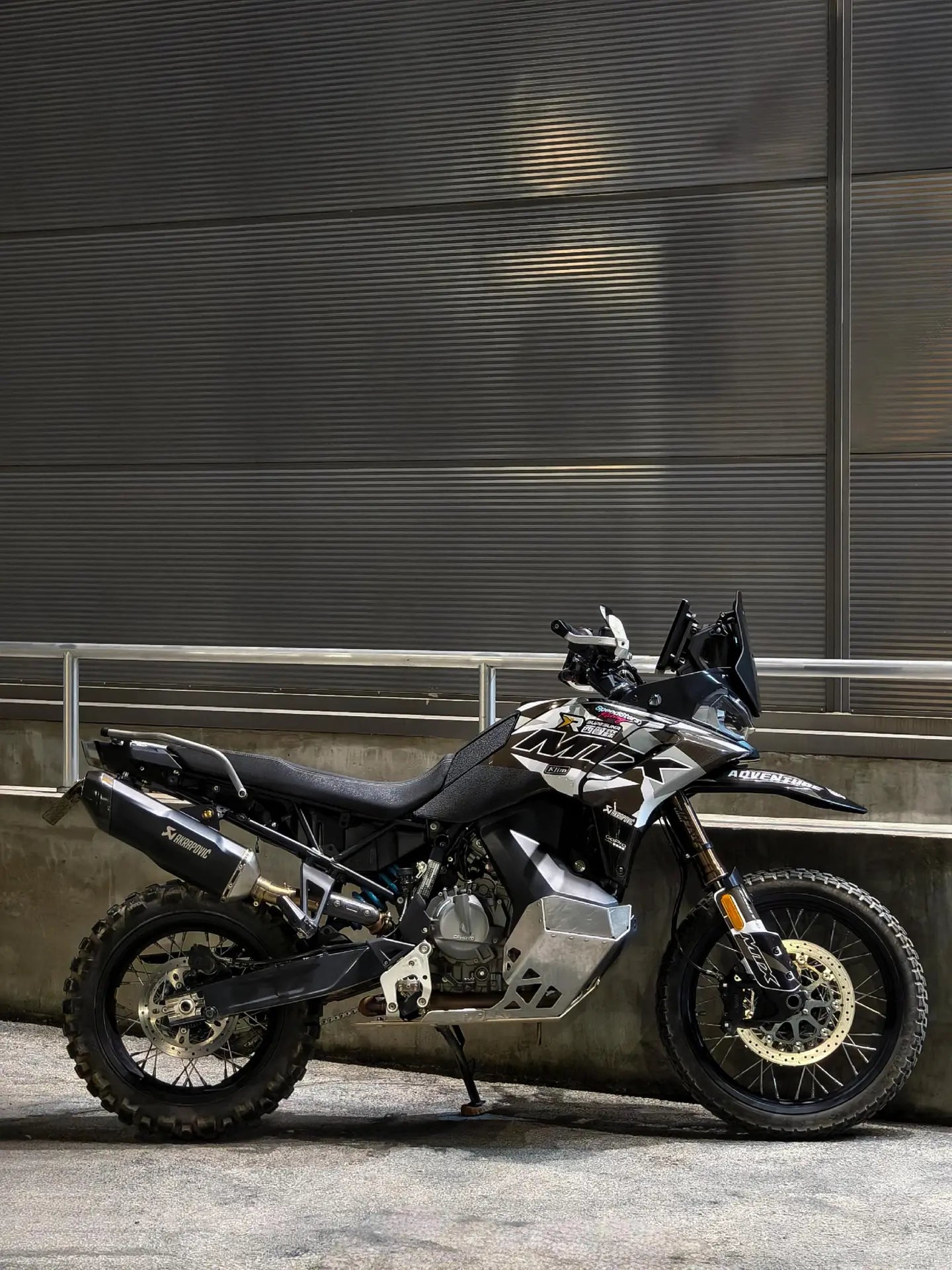 800MT-X Windscreen(F)