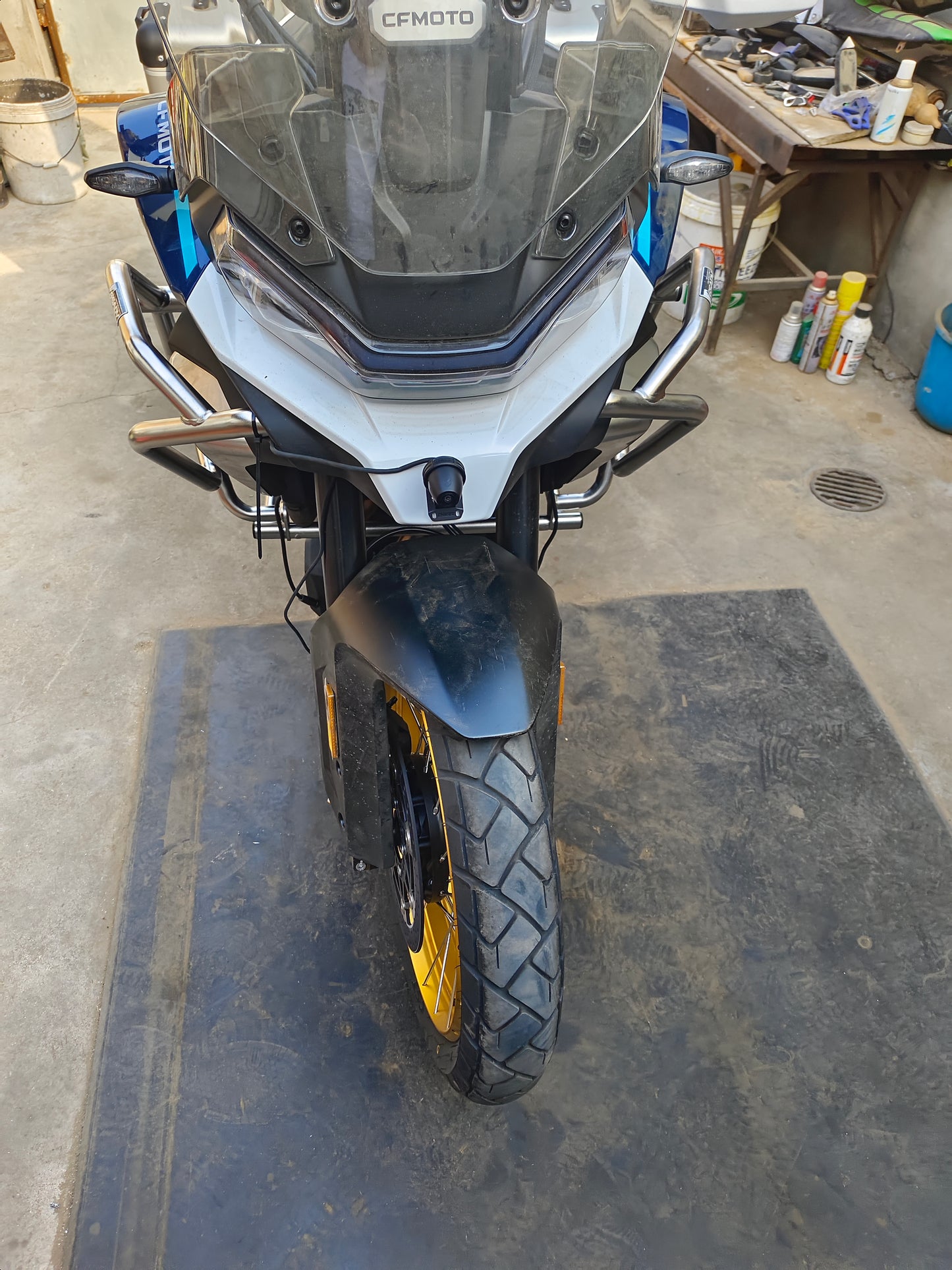 700MT Bumper(A)