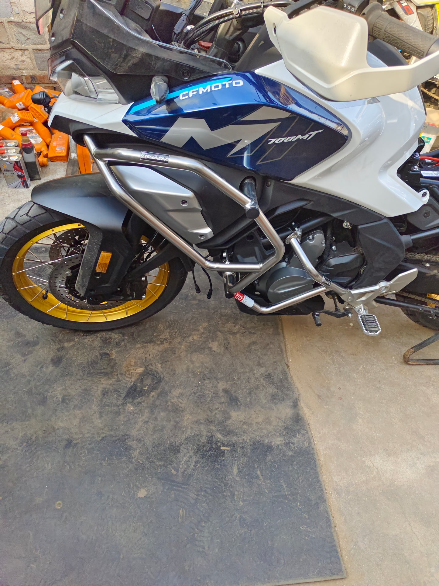 700MT Bumper(A)
