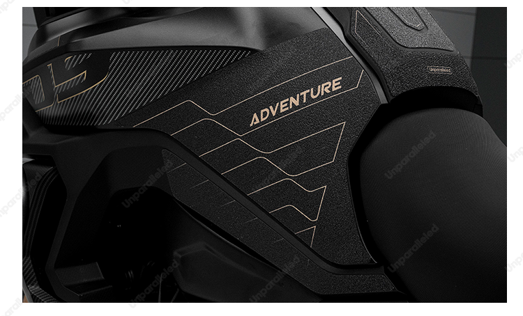 DSX900 Fuel tank stickers(A)