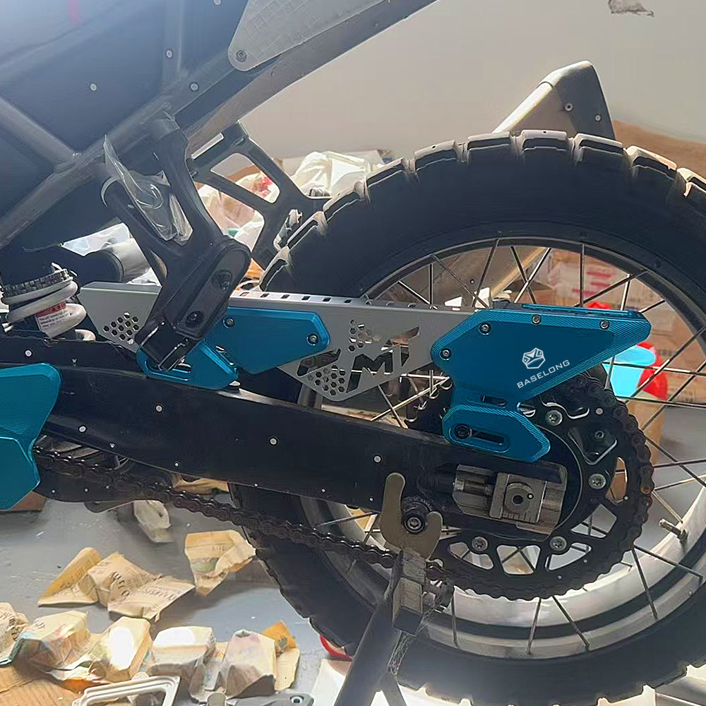 450MT Chain cover (B)