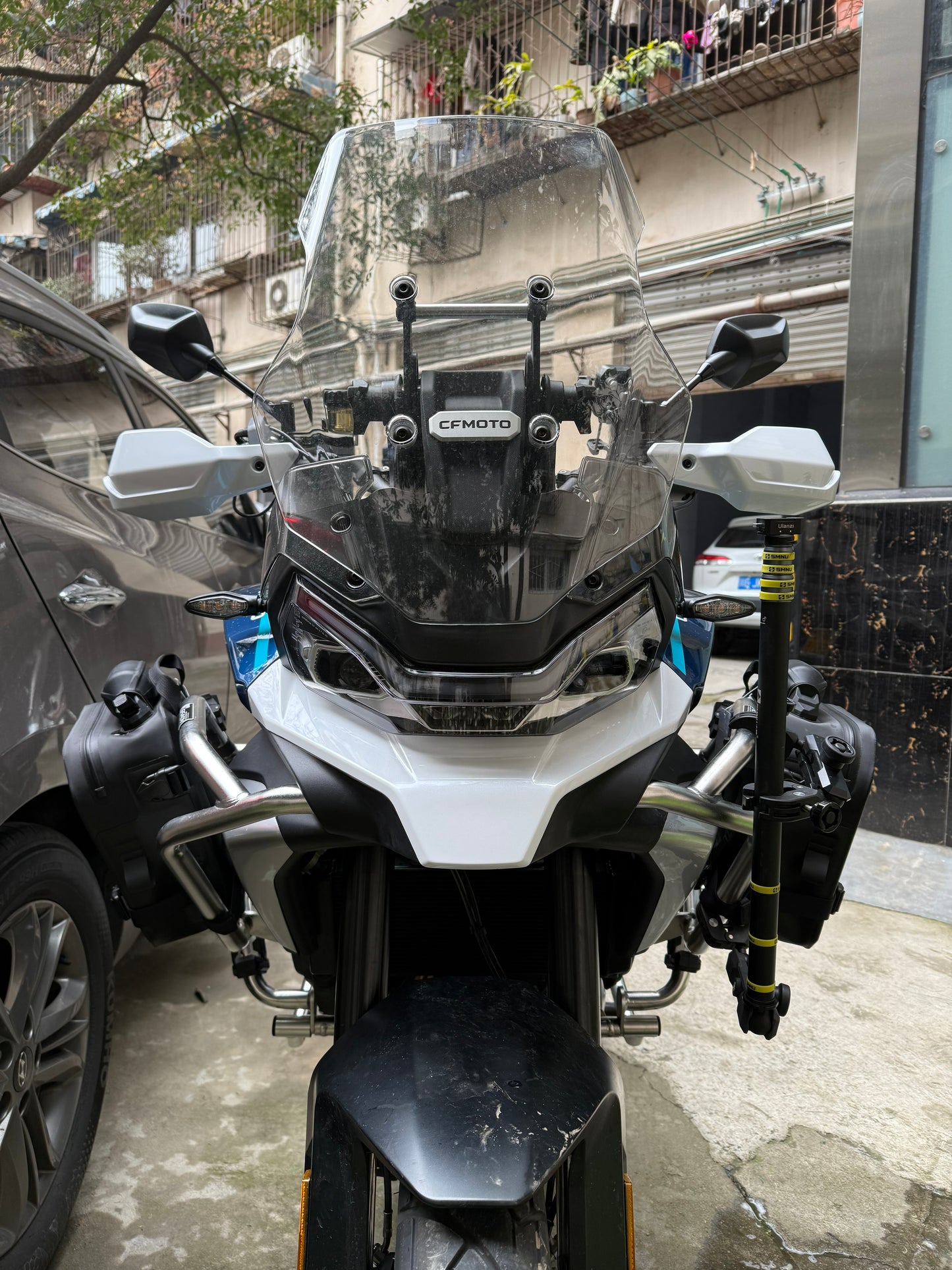 700MT Bumper(A)