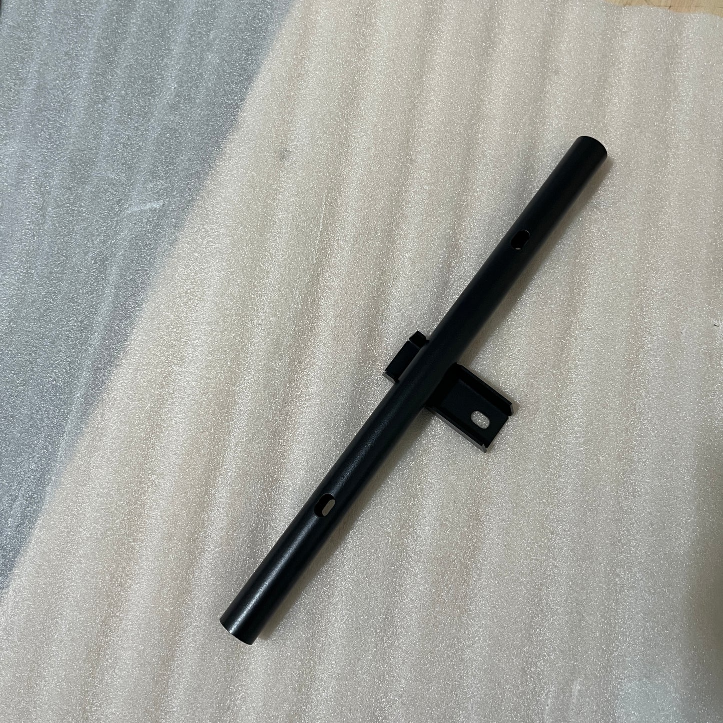TRK702/X Auxiliary light bracket