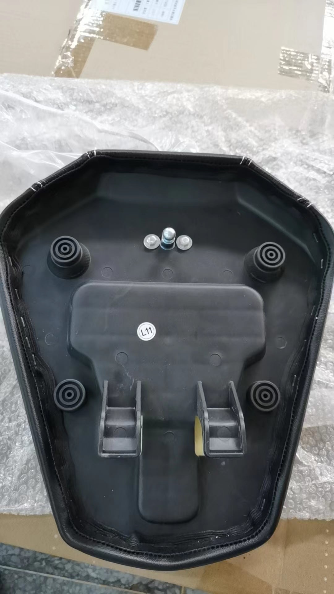 TRK702/X passenger seat