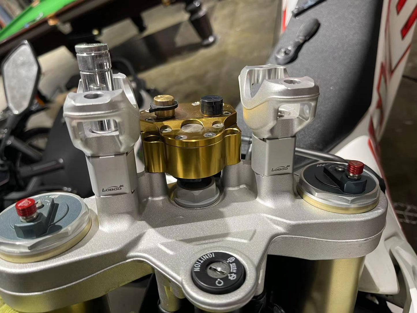 450RALLYHandlebar Risers 25mm (A)