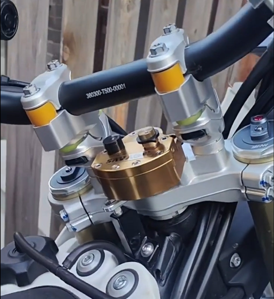 450RALLY Handlebar Risers (B)