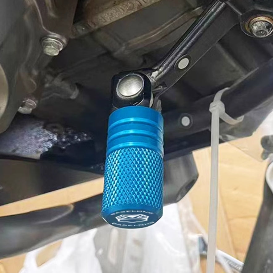 700MT Gear Lever Brake Enlargement