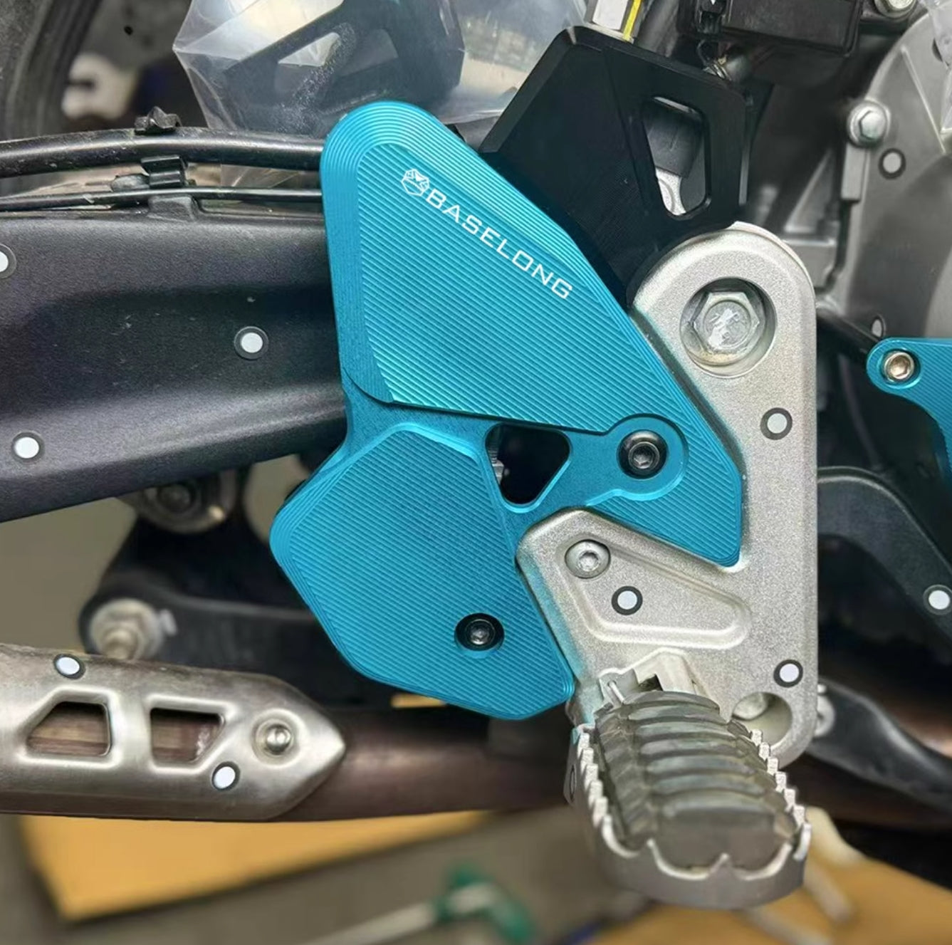 450MT Heel Plates Guard