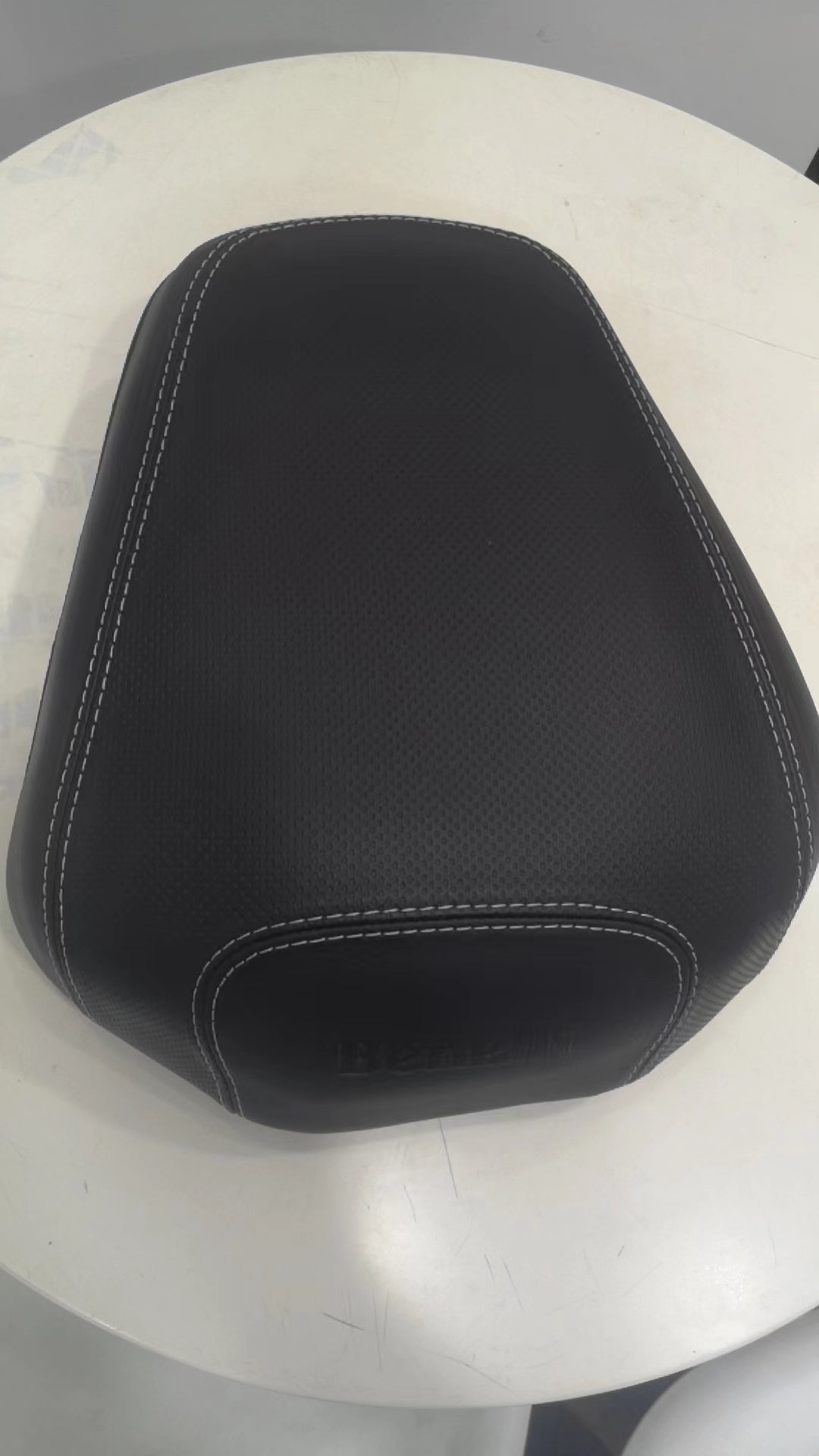 TRK702/X Passenger seat (thickened)