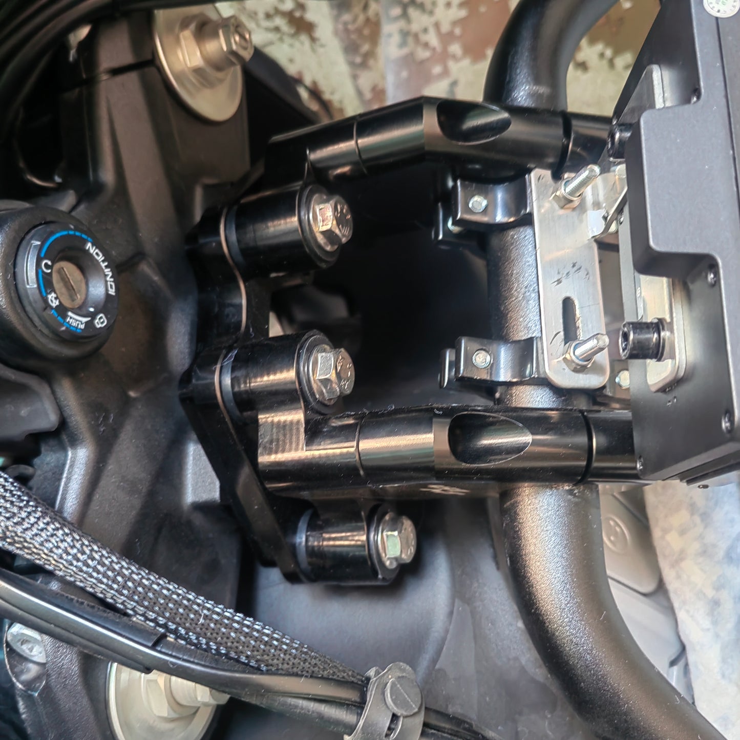 450MT Handlebar Risers(C)