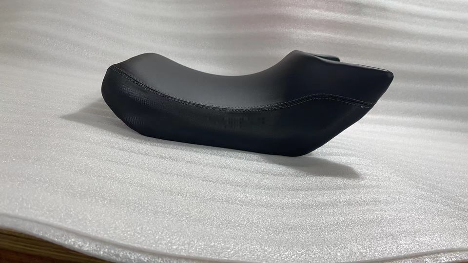 SRT750 / SRT800 Modified seats
