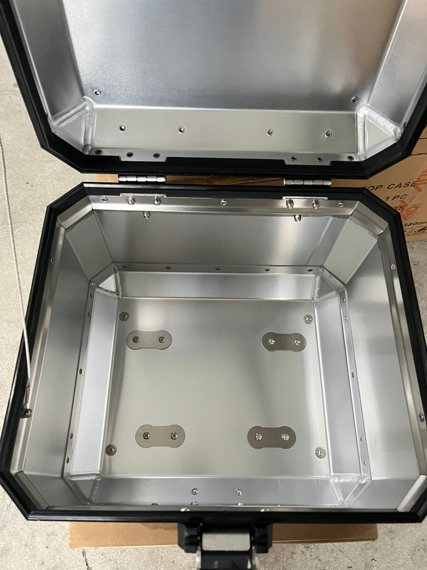 DS650 Aluminum alloy box (Slightly flawed)