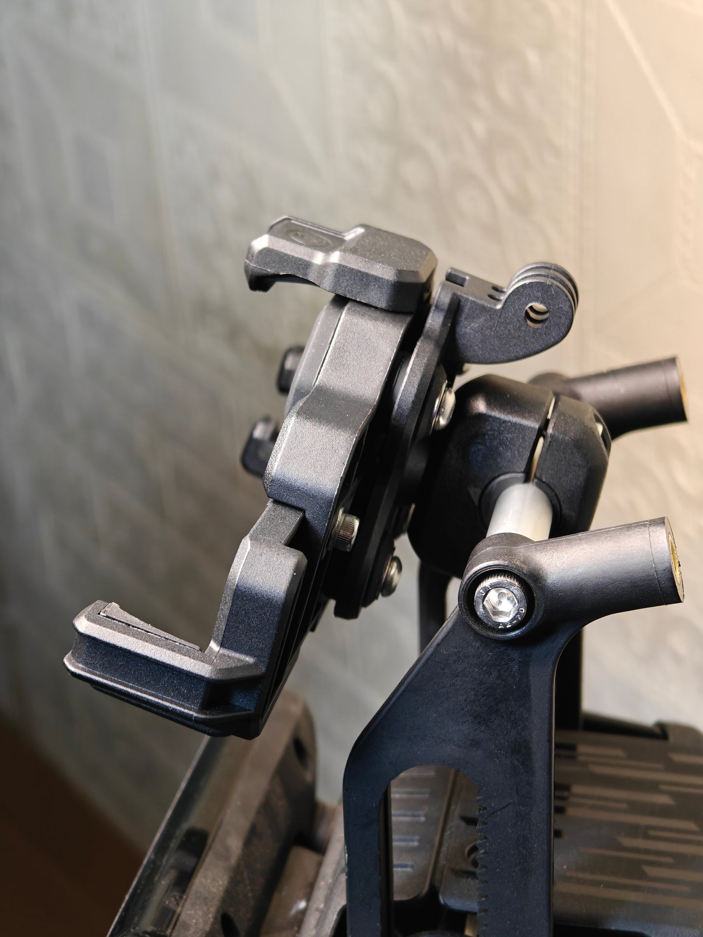 700MT Phone Holder
