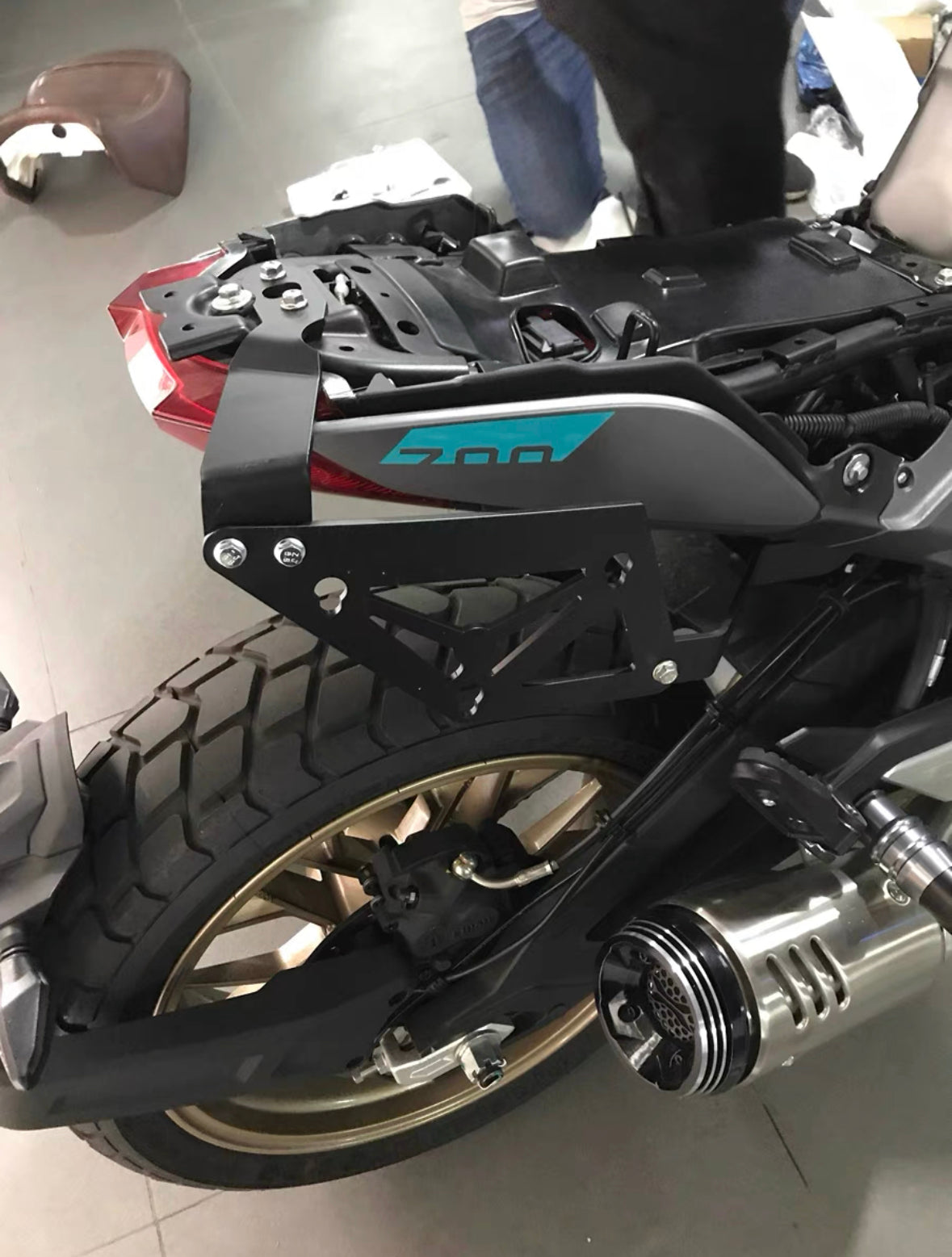CFMOTO CLX700 Side shelf