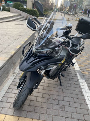 TRK702/X windshield (A model)