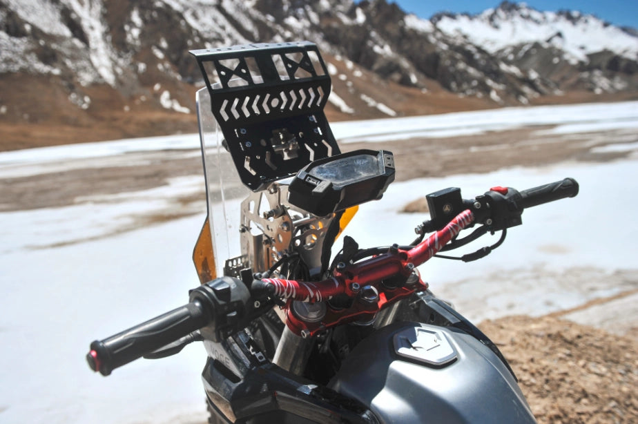 VOGE GY300 Red handlebars