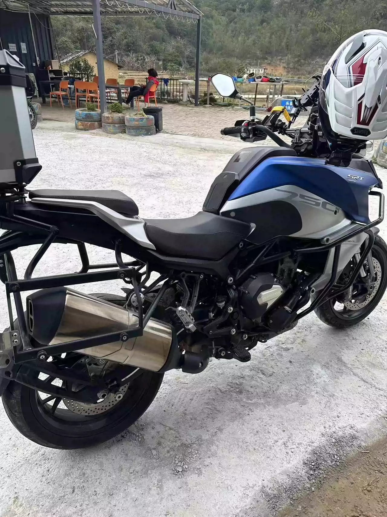 SRT750/800 Fuel tank anti-slip sticker (Model B)