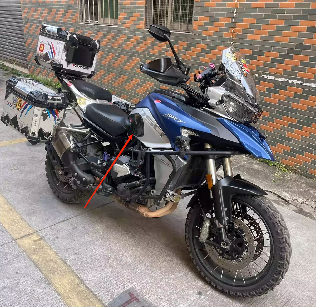 SRT750/800 Fuel tank anti-slip sticker (Model C)