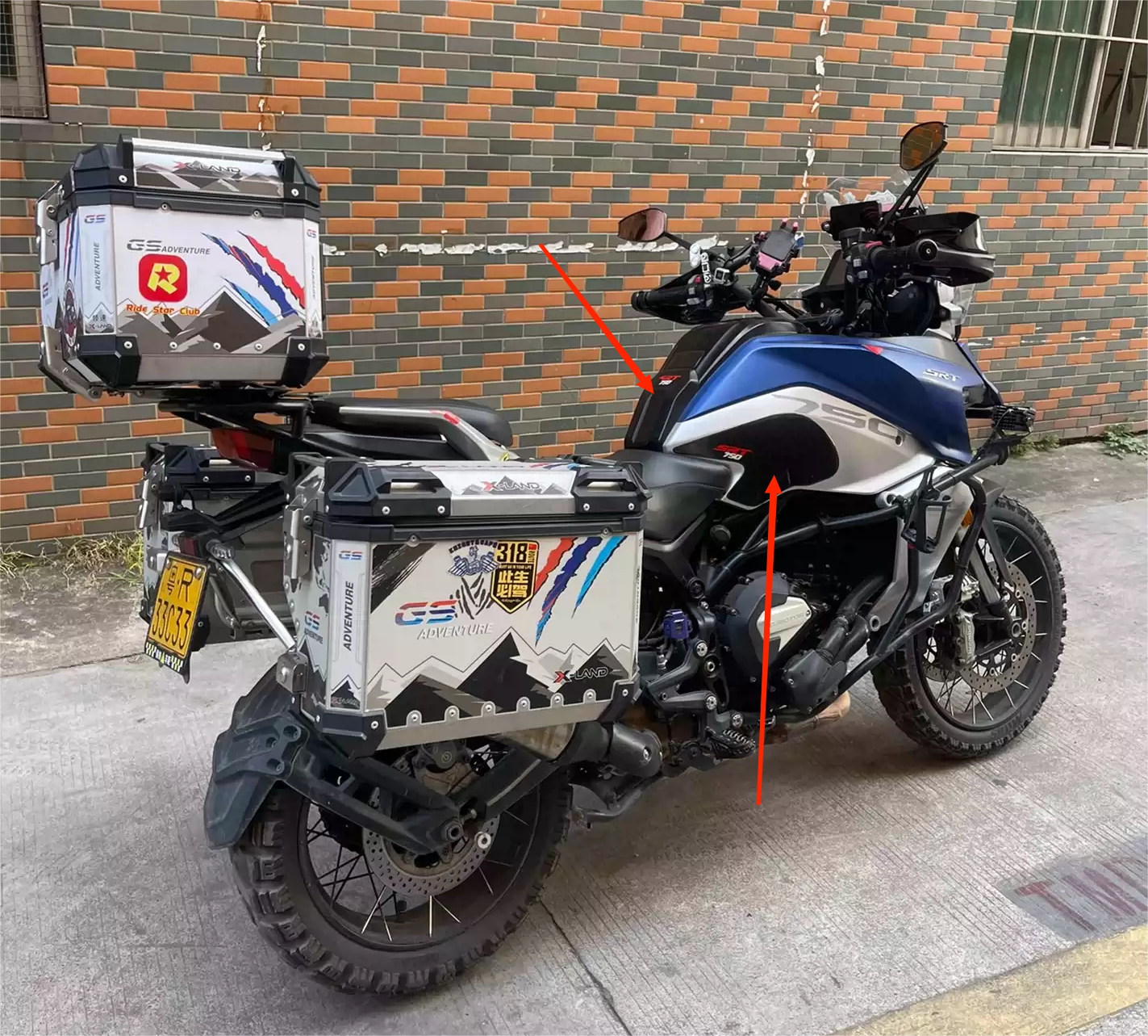 SRT750/800 Fuel tank anti-slip sticker (Model C)