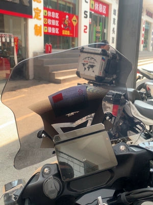 TRK702/X Windshield (B model)