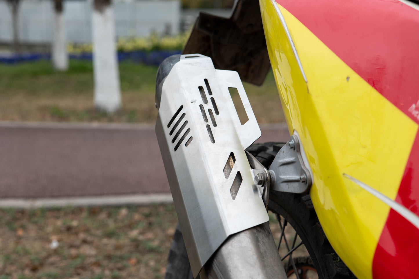 450RALLY exhaust pipe heat insulation