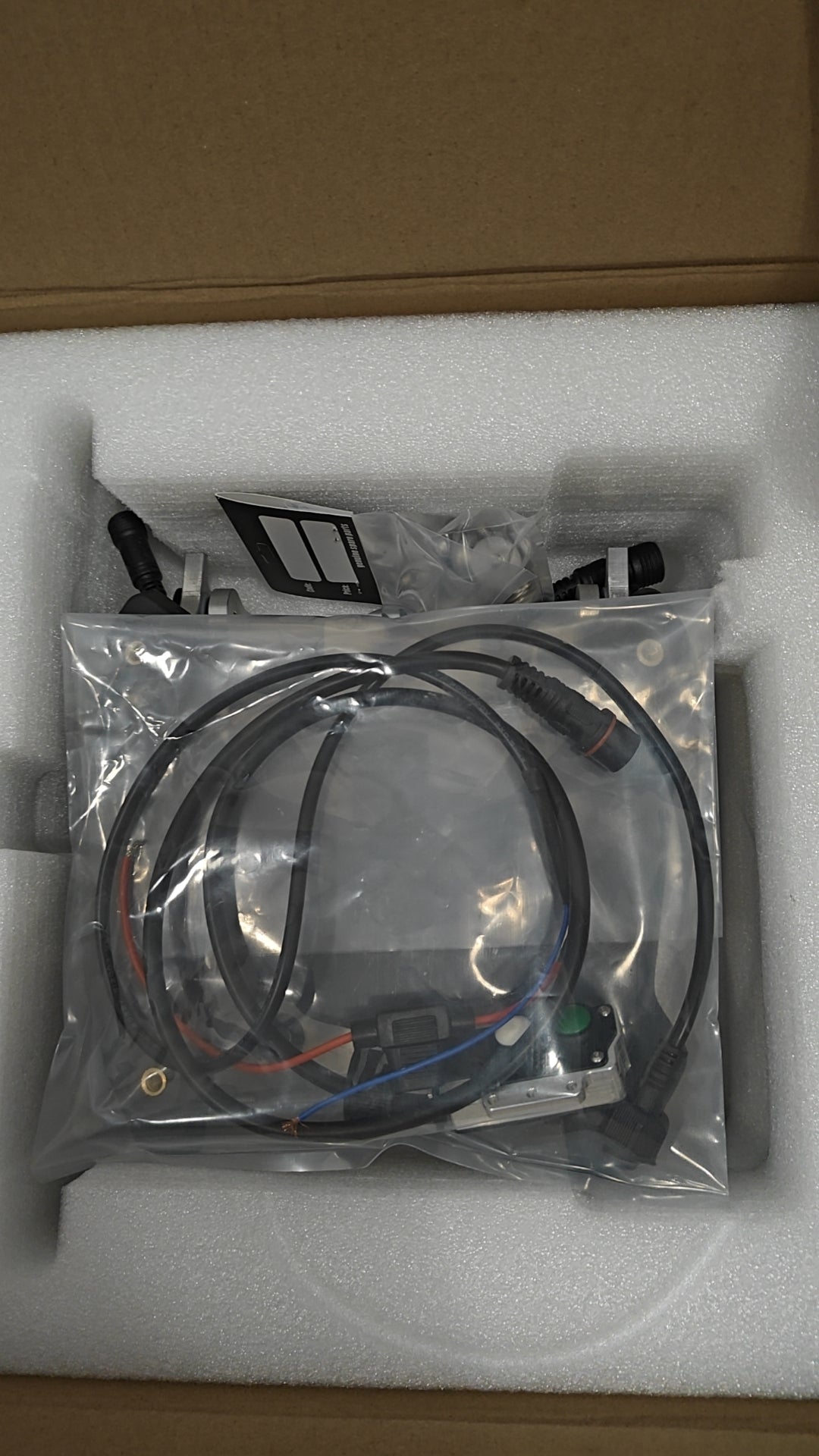 DS525X Electric Windshield Mount