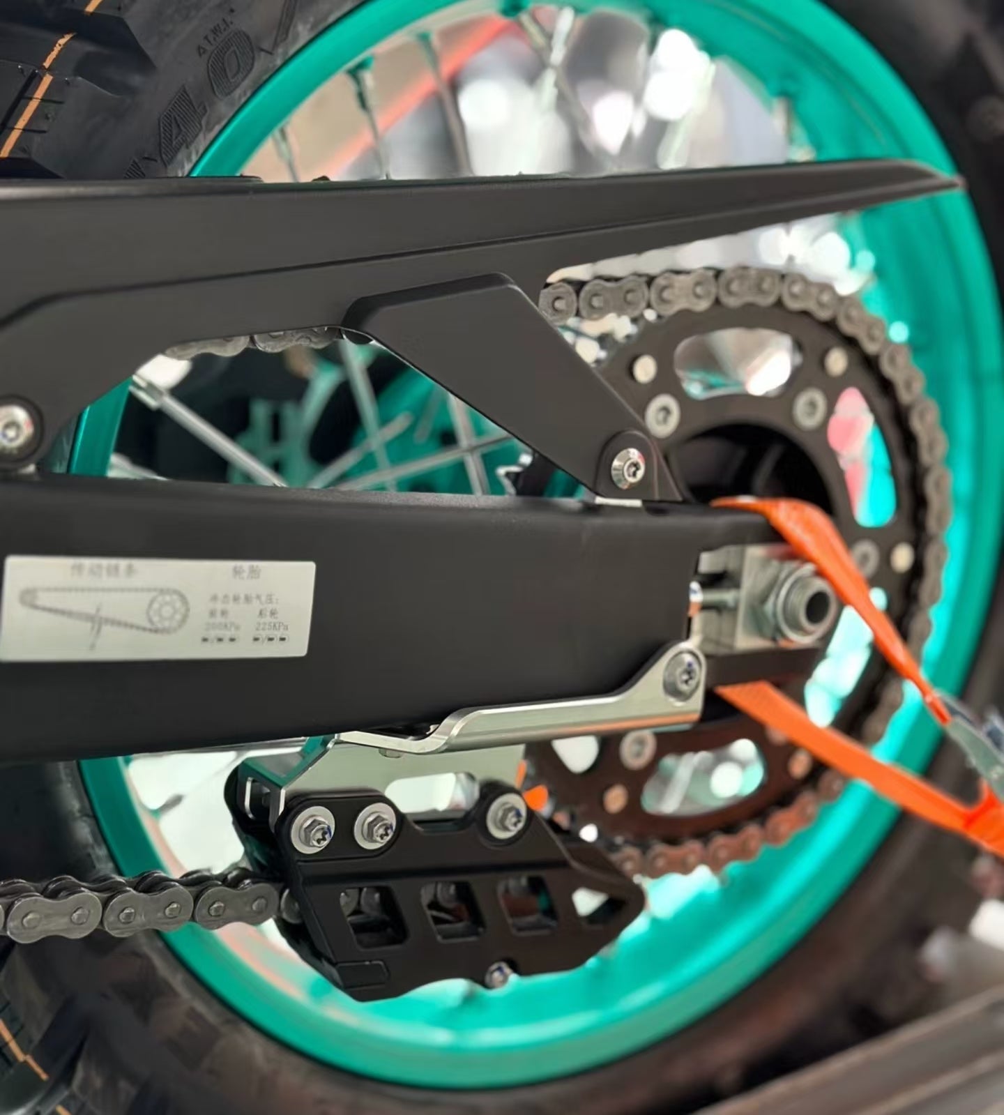 kove 800X Chain guide (B)