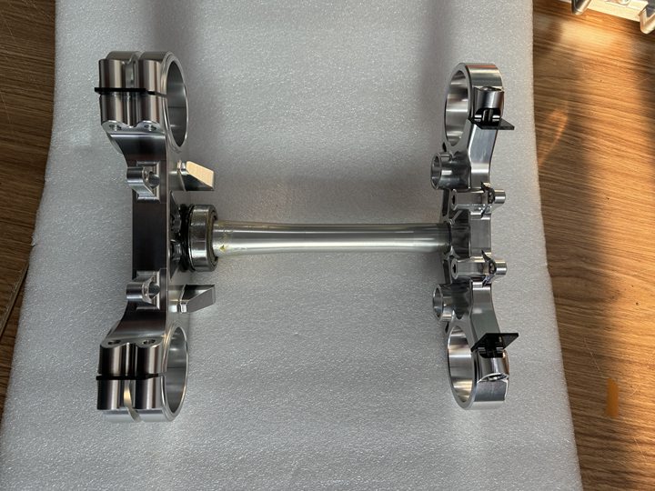 800X Triple Clamp(CNC)