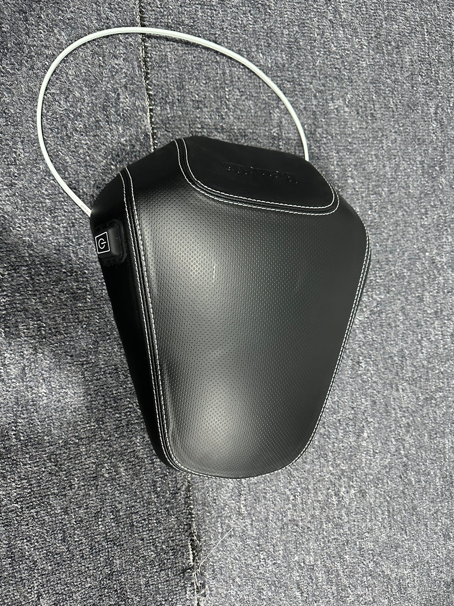 TRK702/X Heated seats (passenger)