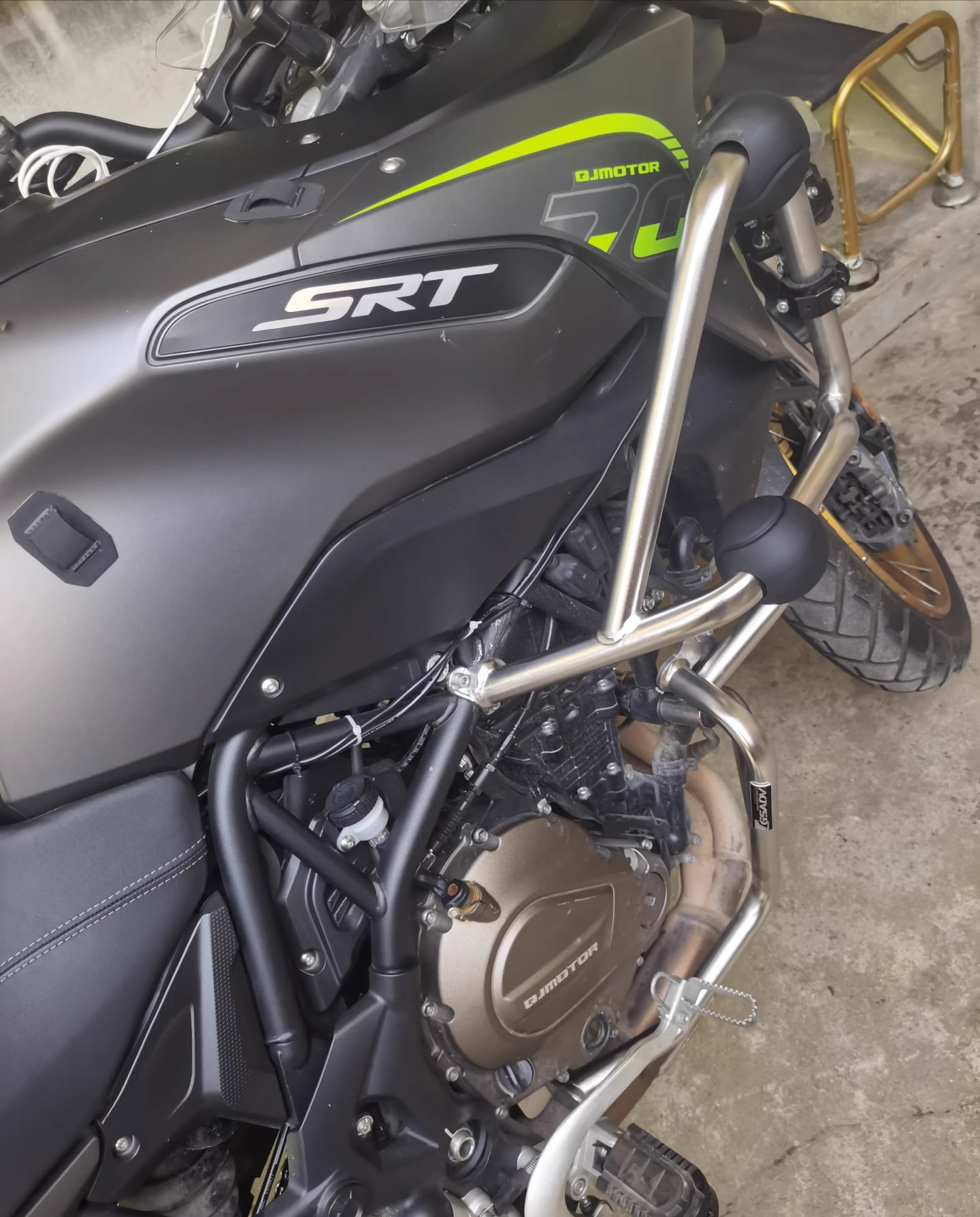 SRT700/X Anti-collision bar (A model)