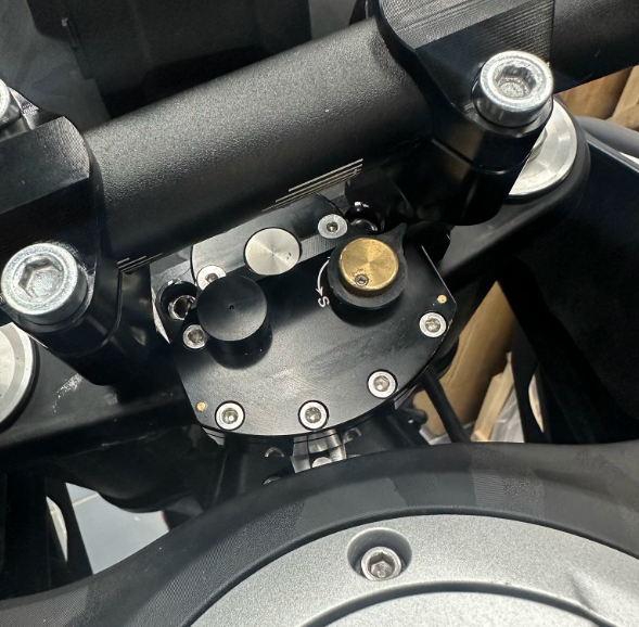 450MT Steering Dampers（C）