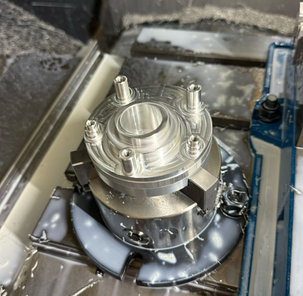 Kove 800X Fuel cap