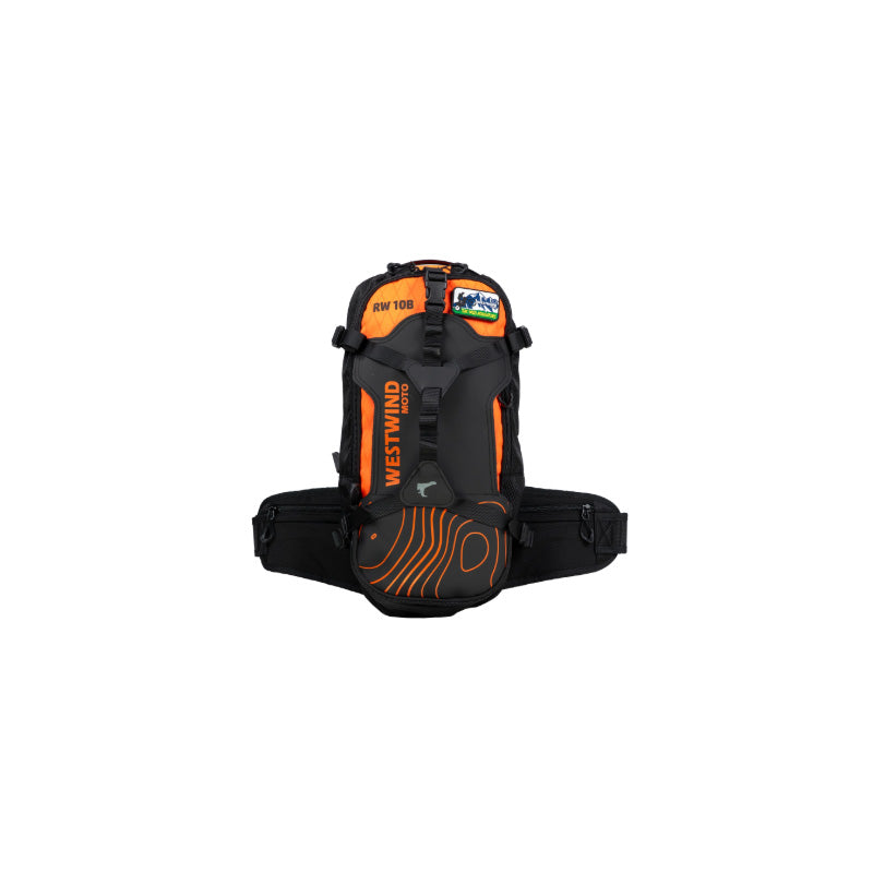 hydration backpack（B）