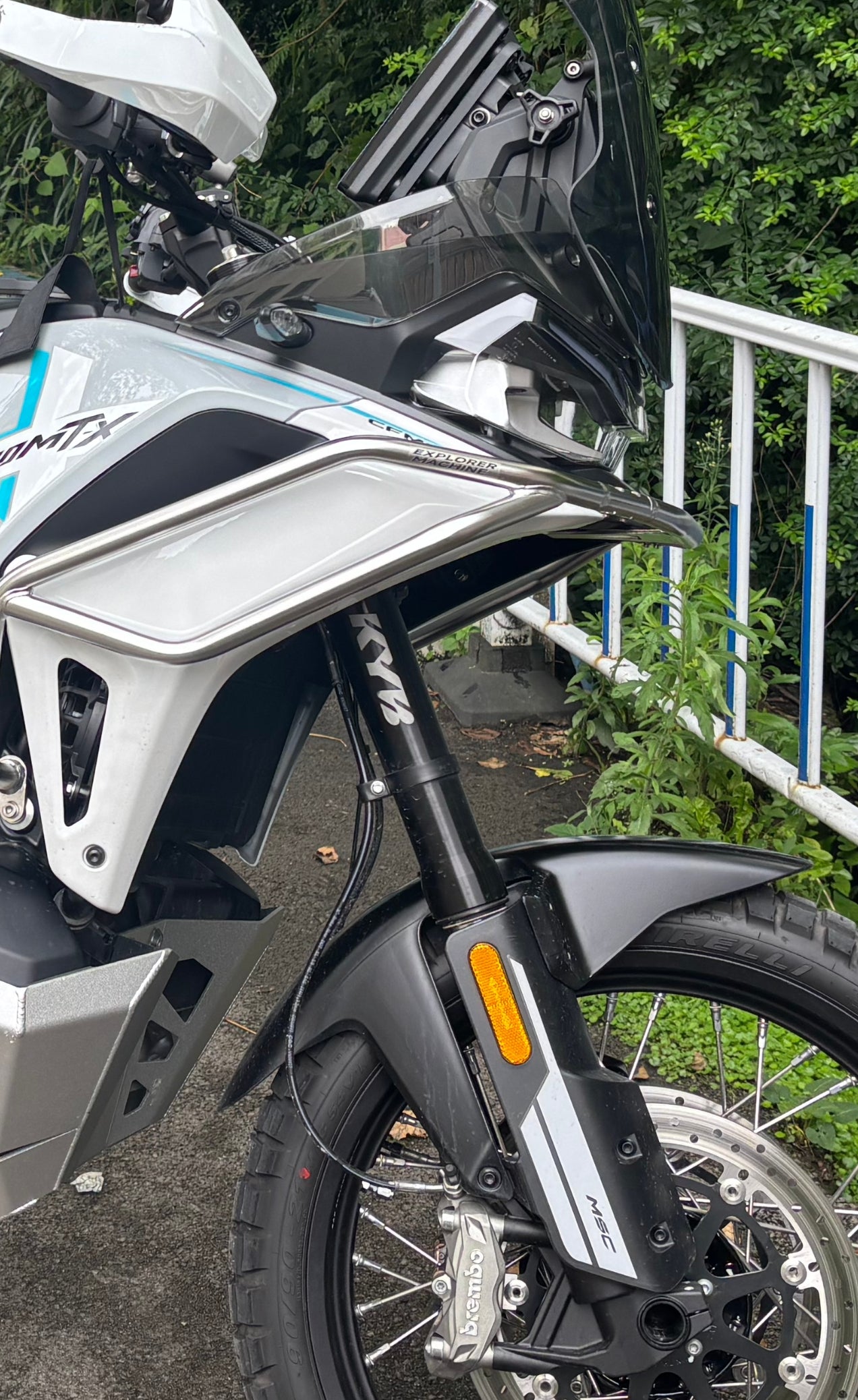 1000MT-X Mudguard-A (OEM)