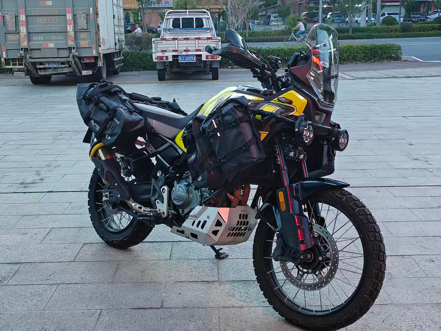 450MT Windscreen（F）