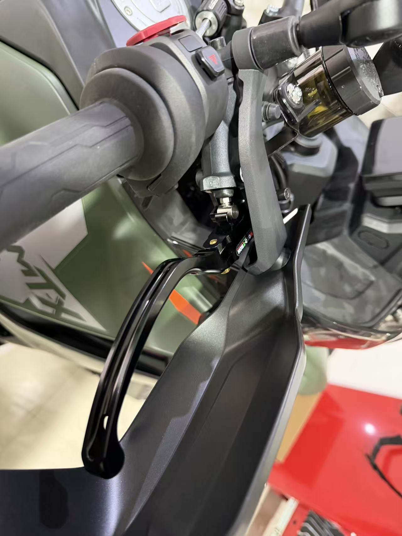 1000MT-X  Brake handle (CNC)