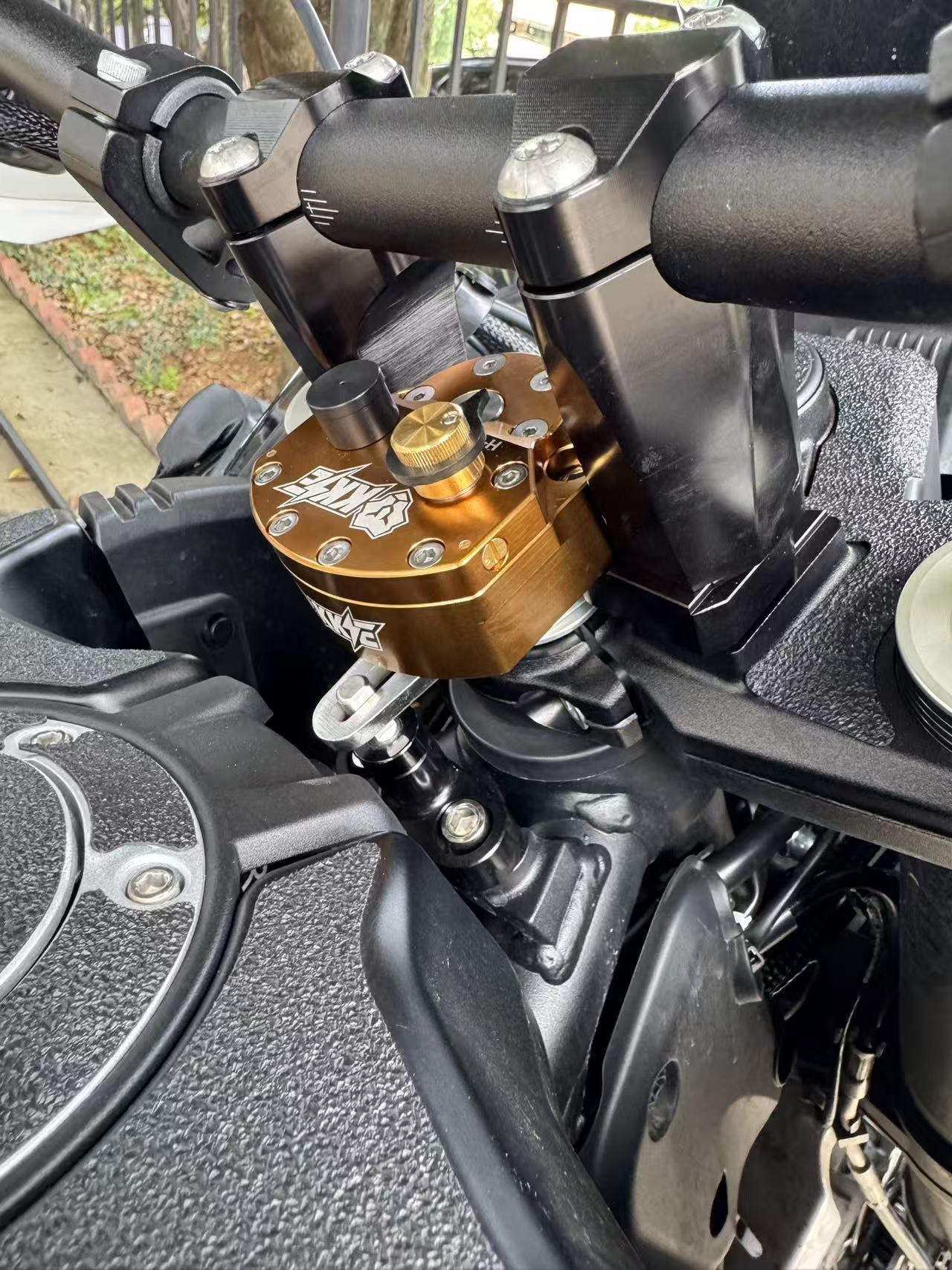 1000MT-X Steering Dampers（A）