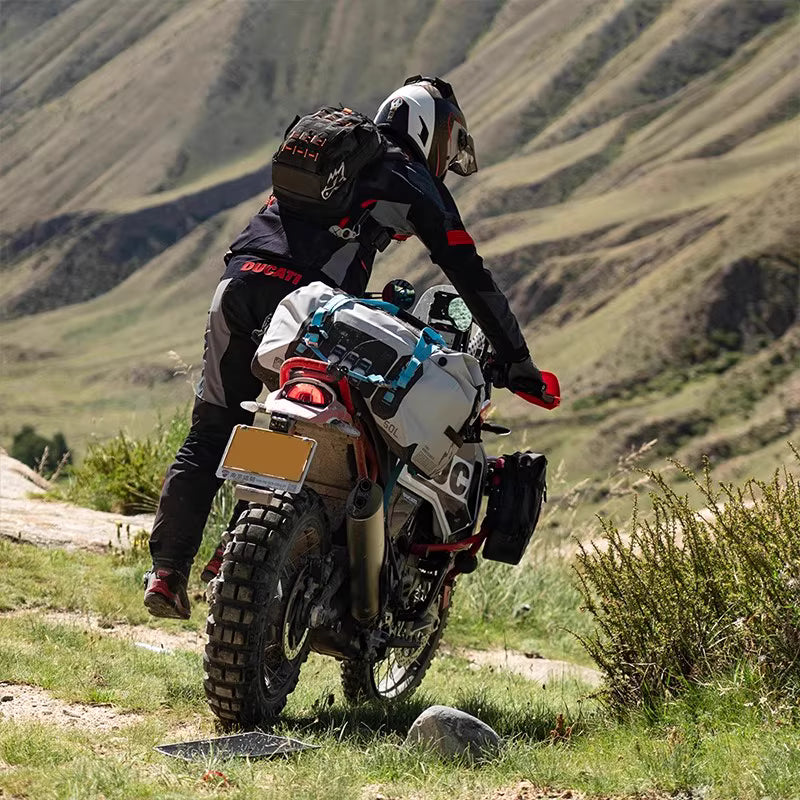 hydration backpack（A）