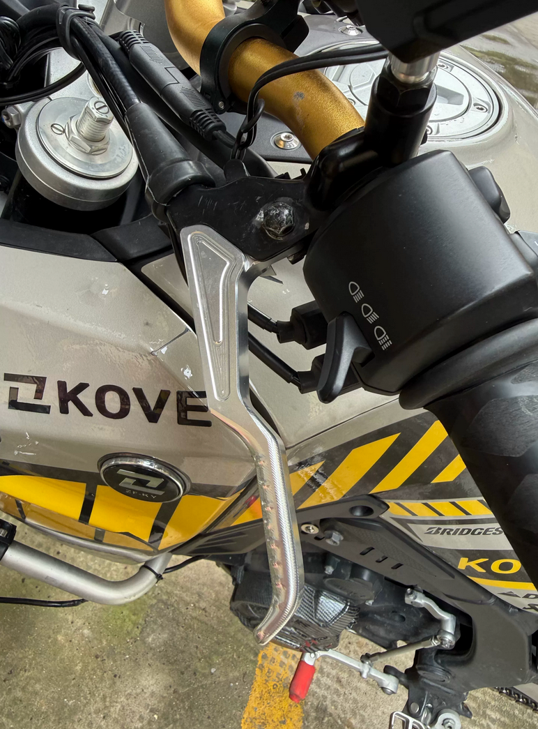 KOVE 800X Clutch handle (B)