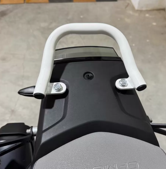 1000MT-X REAR GRAB HANDLE（A）