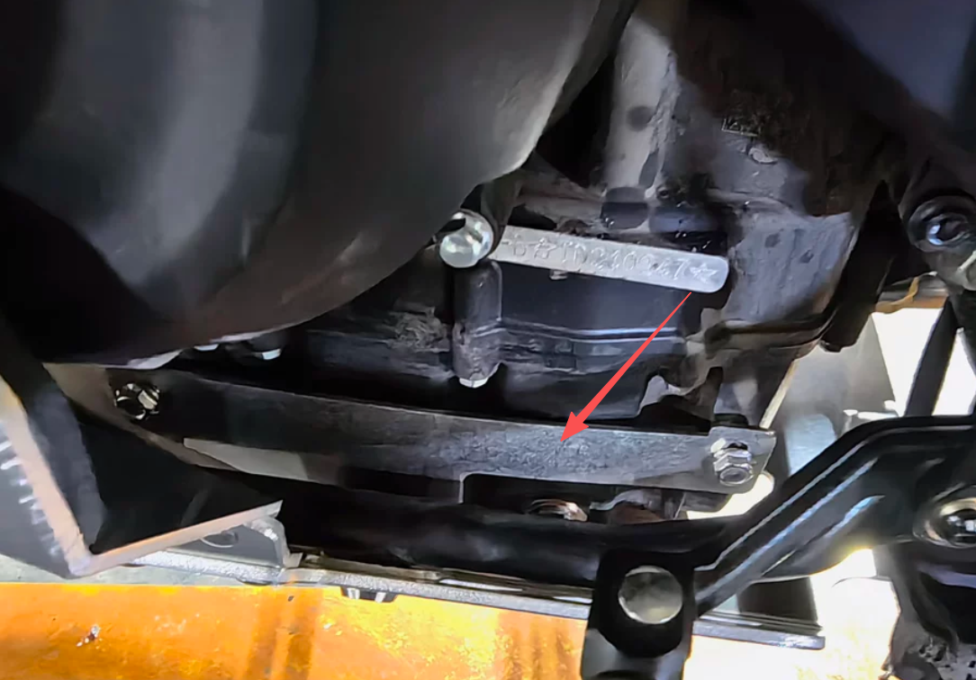 450MT Oil Pan Protection