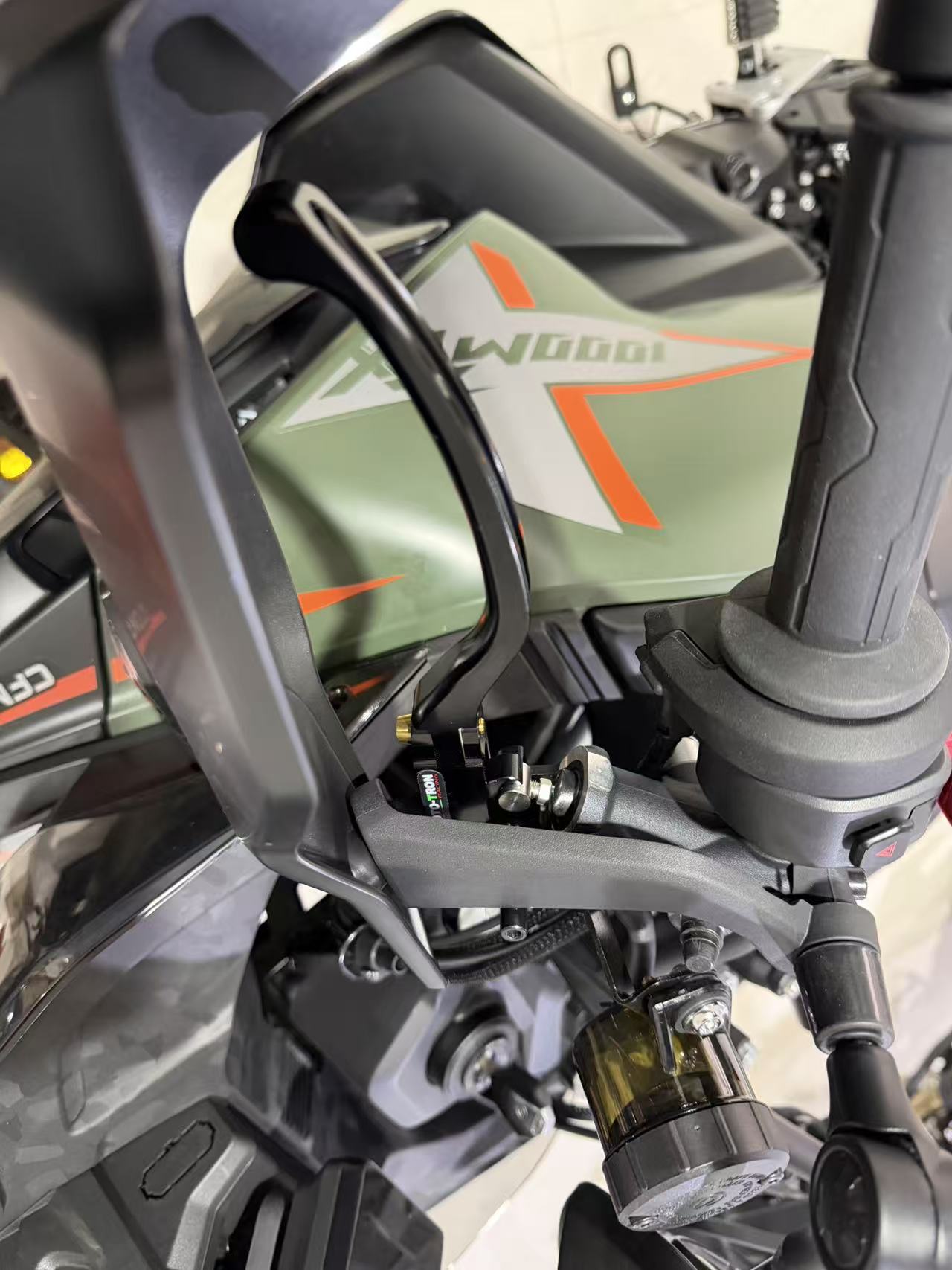 1000MT-X  Brake handle (CNC)